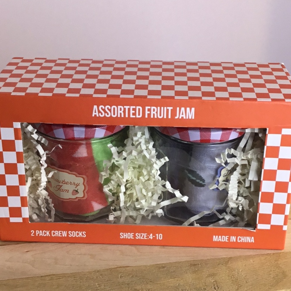 NWT Assorted Fruit Jam Strawberry Blueberry Socks